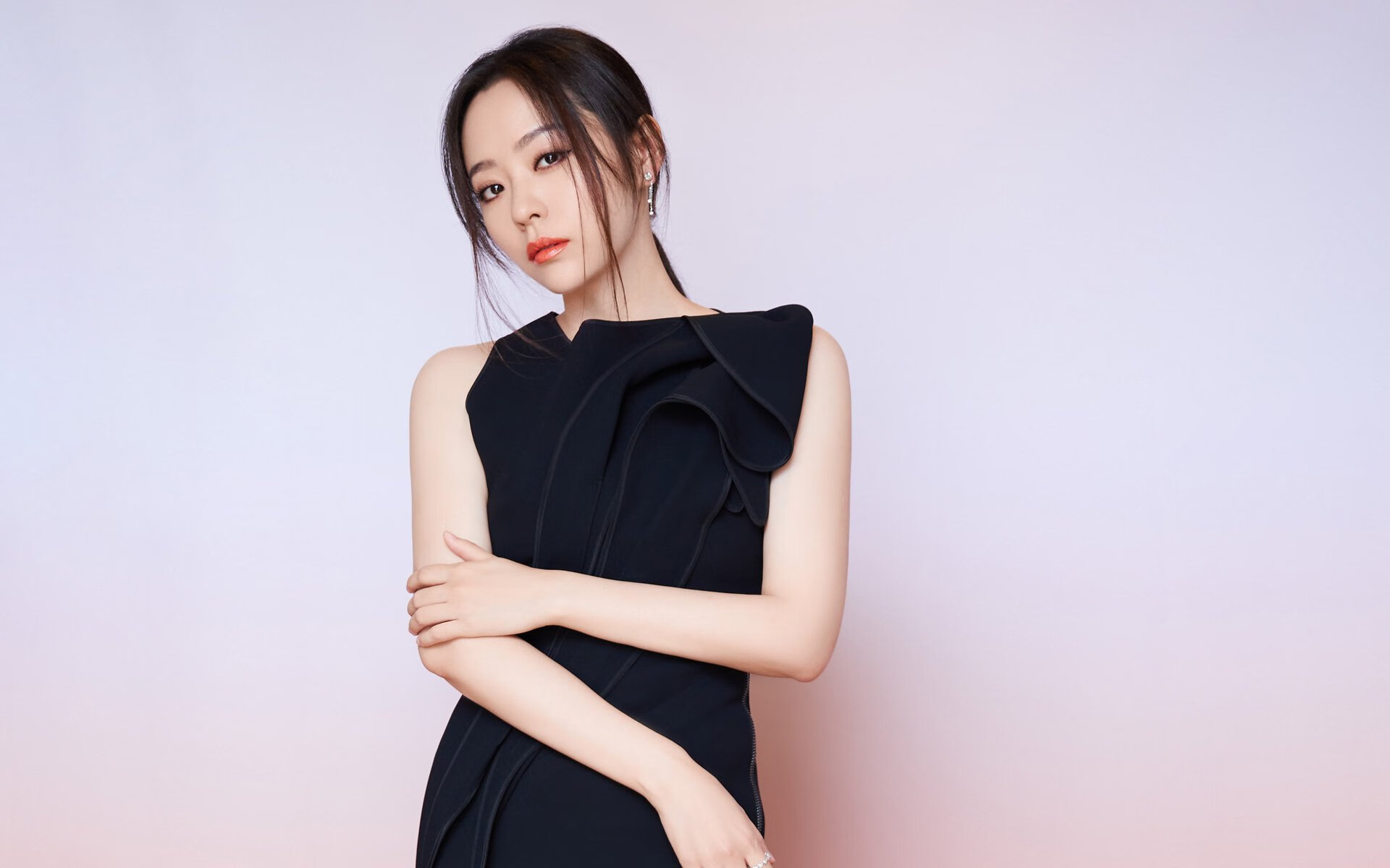 Kaiyun(中国)开云-传控球队是否易被长传反击打穿防线中轴，传控打法和防守反击
