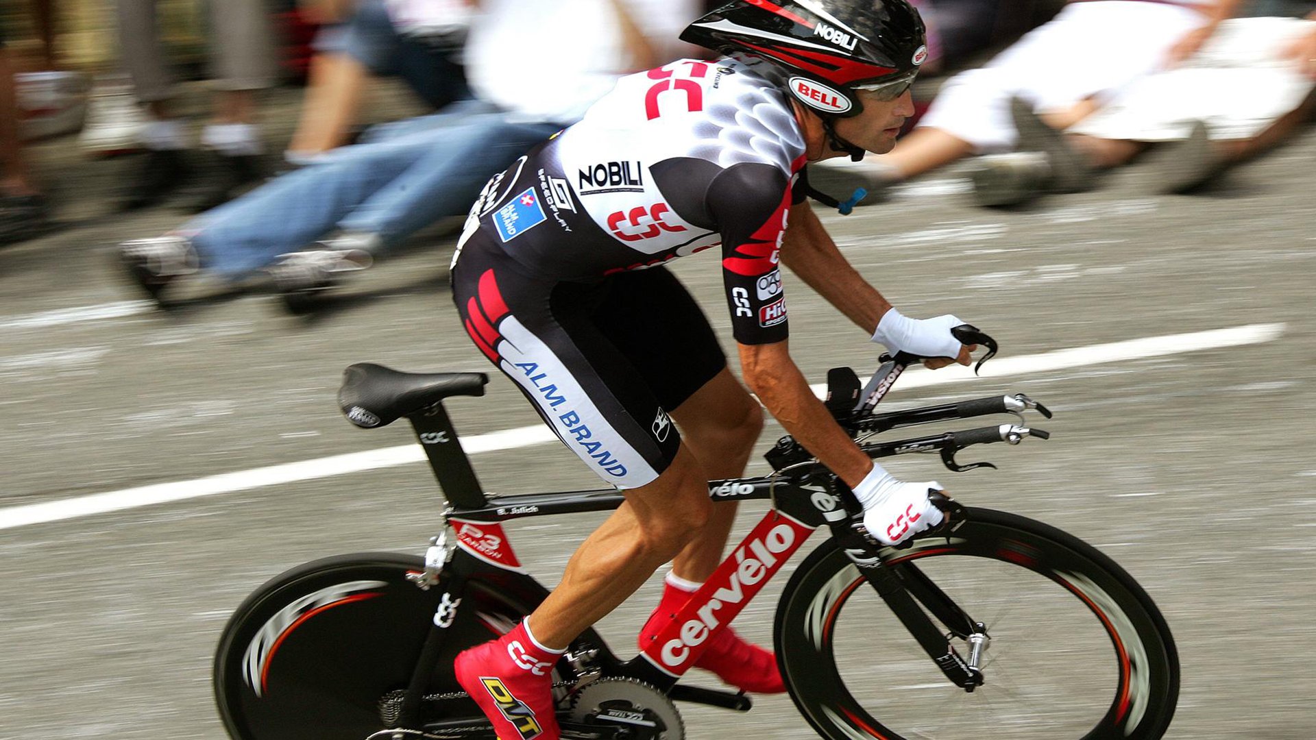 传统龙舟赛：水上划桨的民族荣耀，赛龙舟时划桨的人叫什么