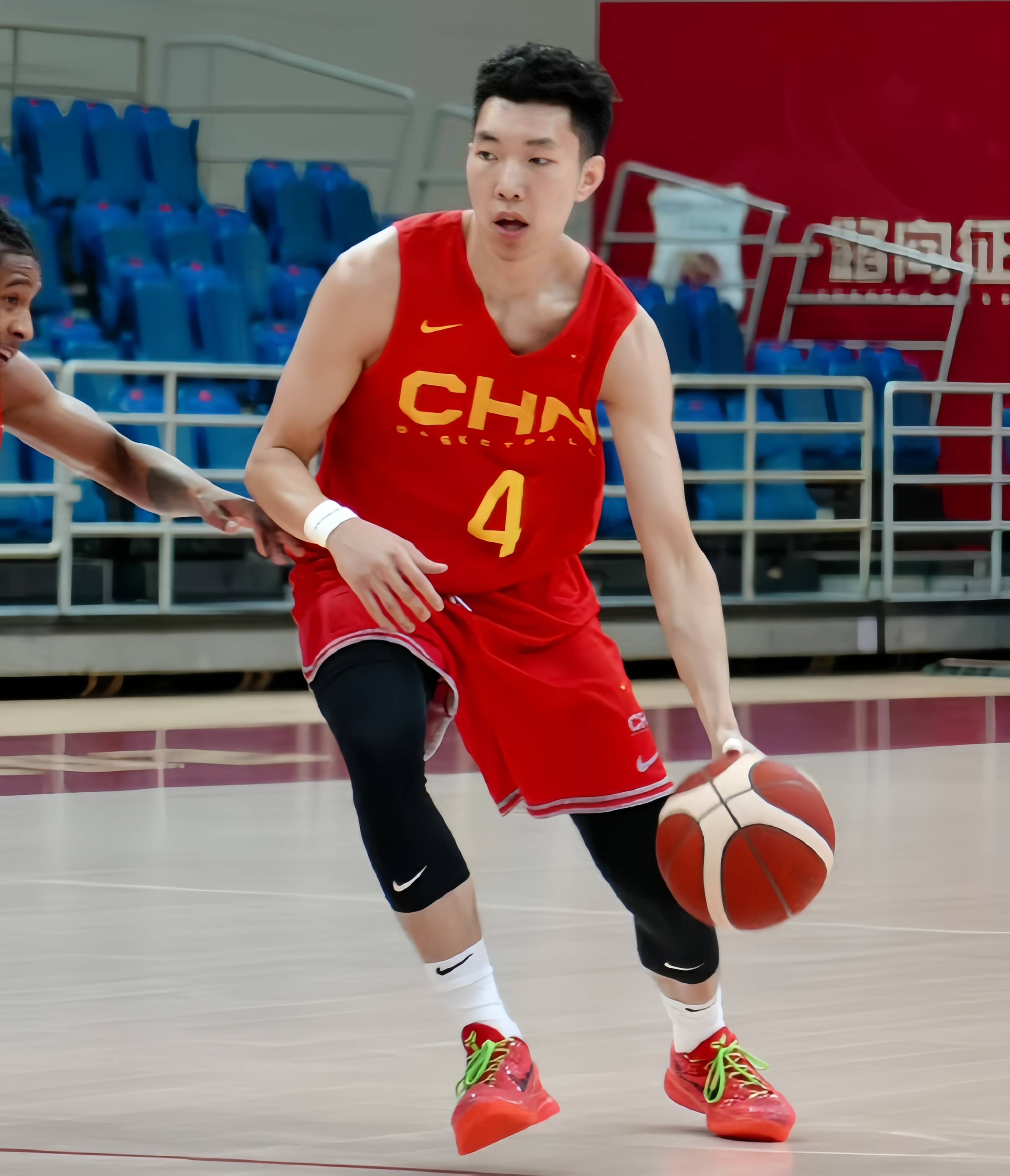 开云体育：中国男篮历史上的经典比赛战术分析：回顾那些决定胜负的关键的简单介绍